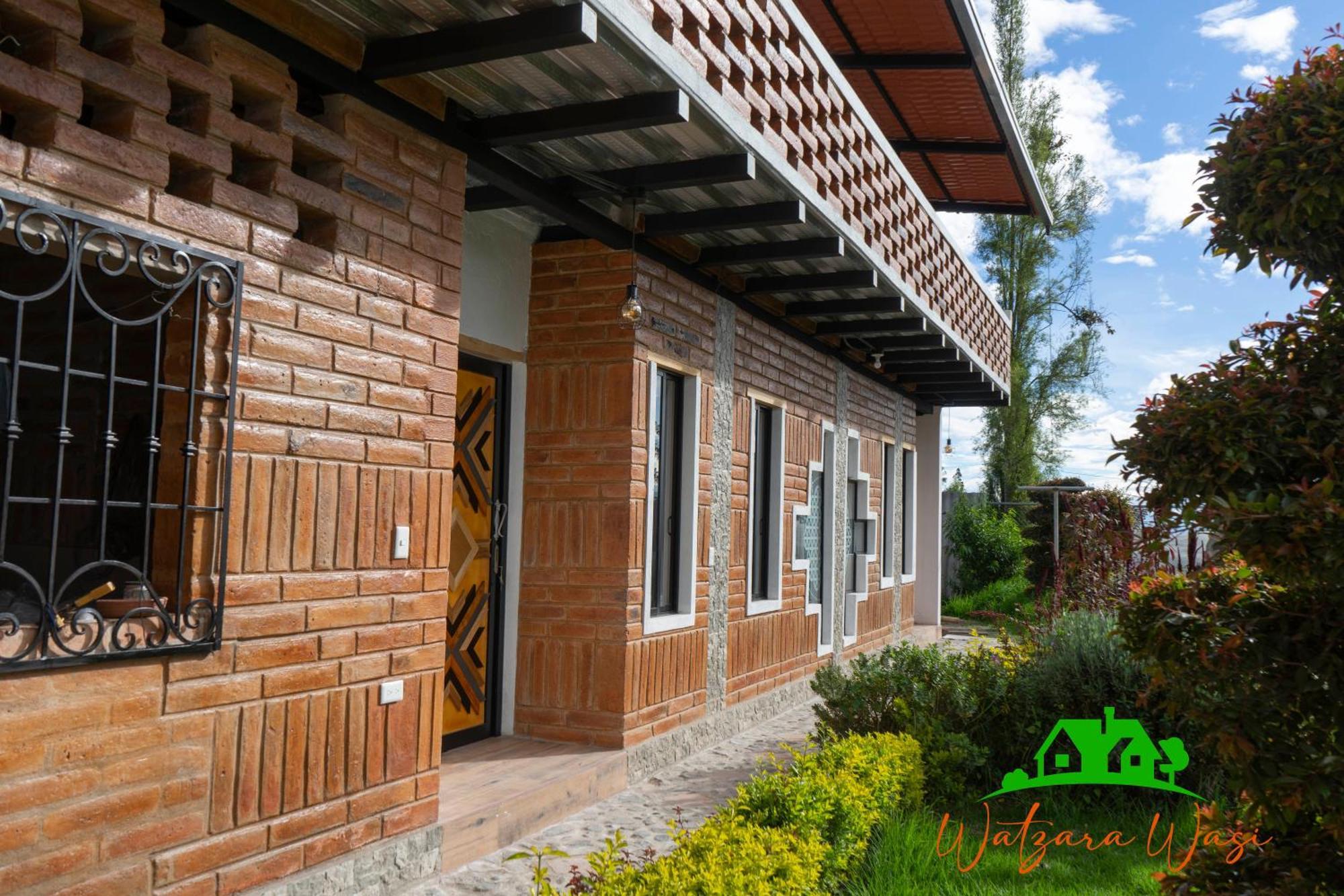 Watzara Wasi Cottage Familiar Camprestre Y Lofts En Cotacachi Exterior photo