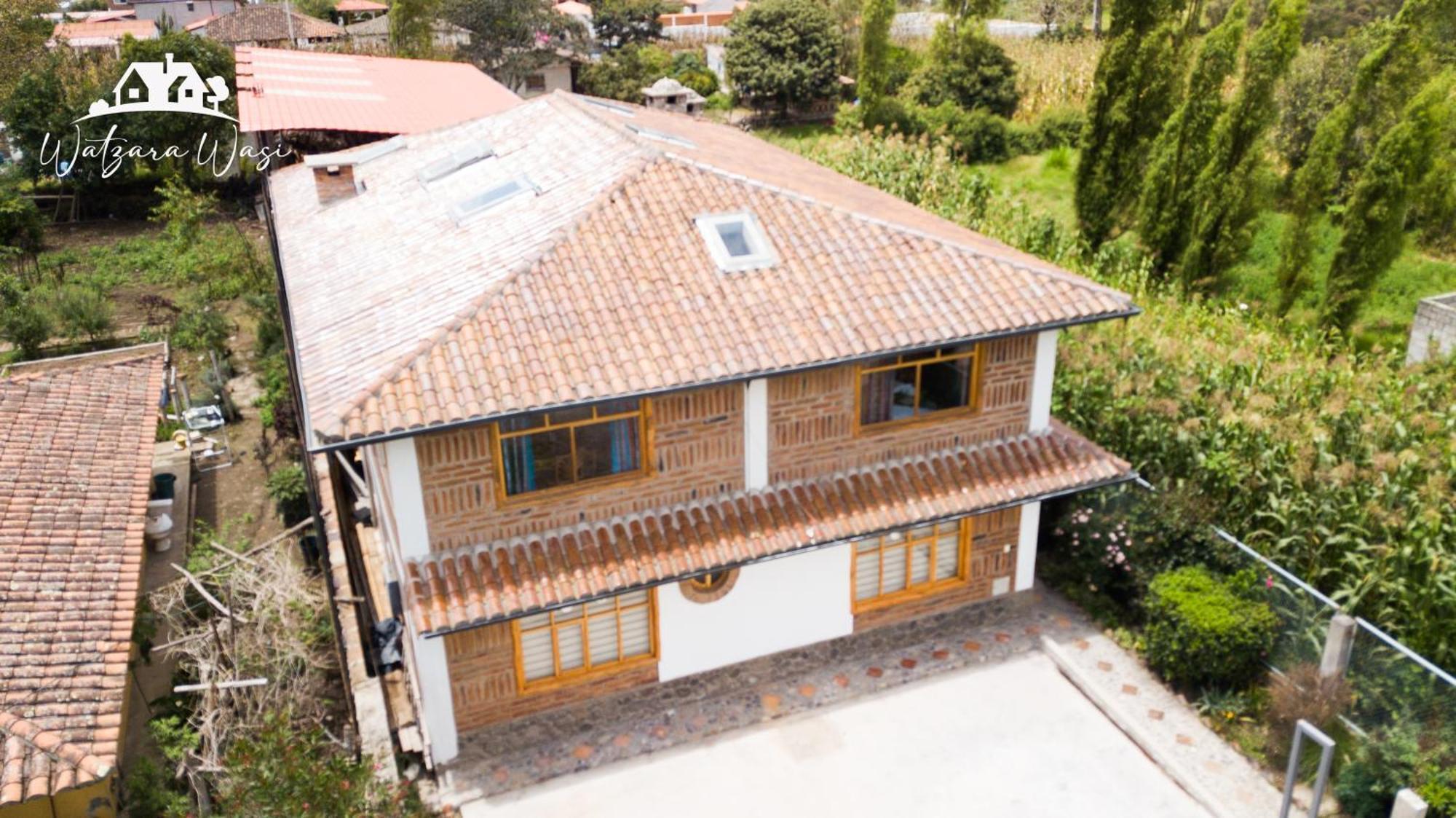 Watzara Wasi Cottage Familiar Camprestre Y Lofts En Cotacachi Exterior photo