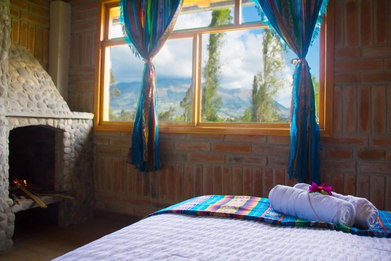 Watzara Wasi Cottage Familiar Camprestre Y Lofts En Cotacachi Exterior photo