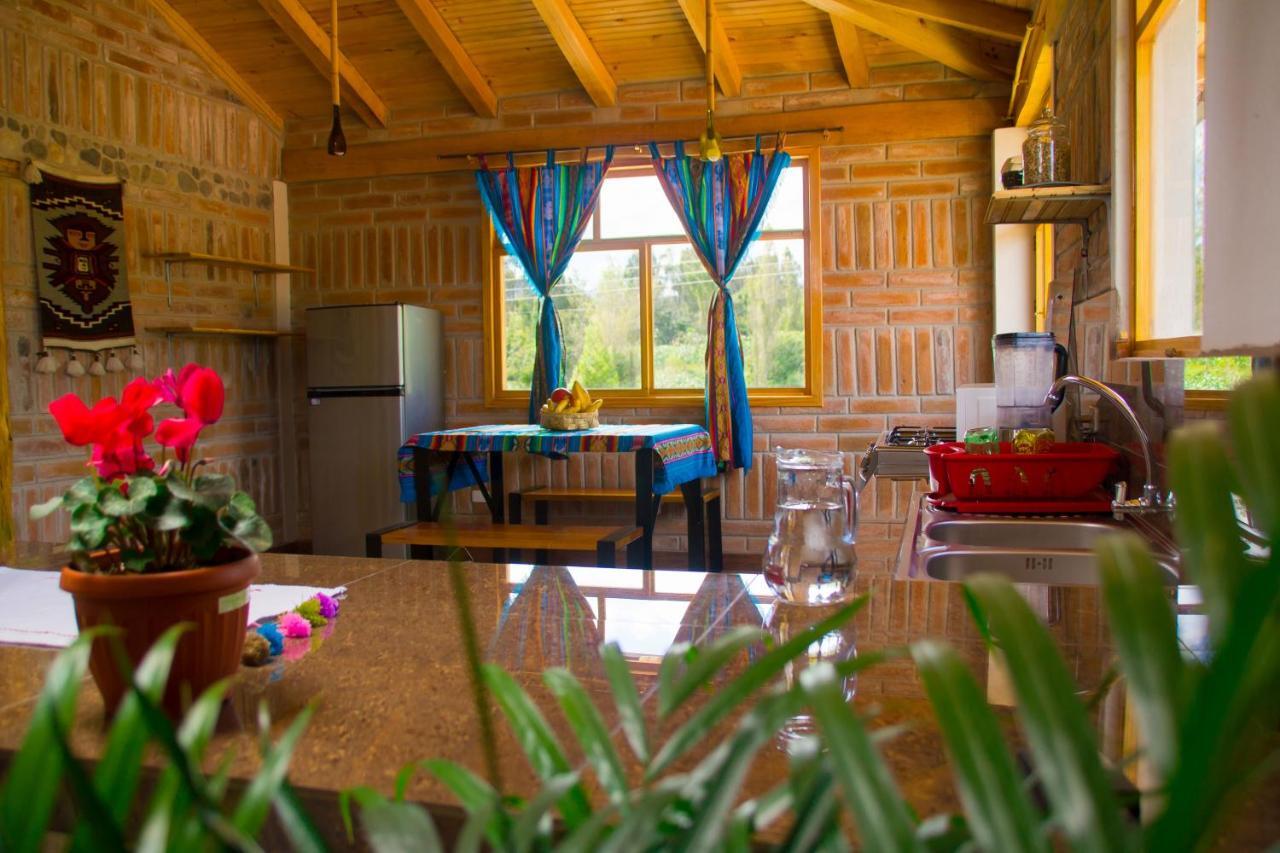 Watzara Wasi Cottage Familiar Camprestre Y Lofts En Cotacachi Exterior photo